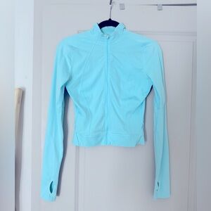 Lululemon Final Mile cropped zip up jacket. Icing Blue Color. Size 4.
